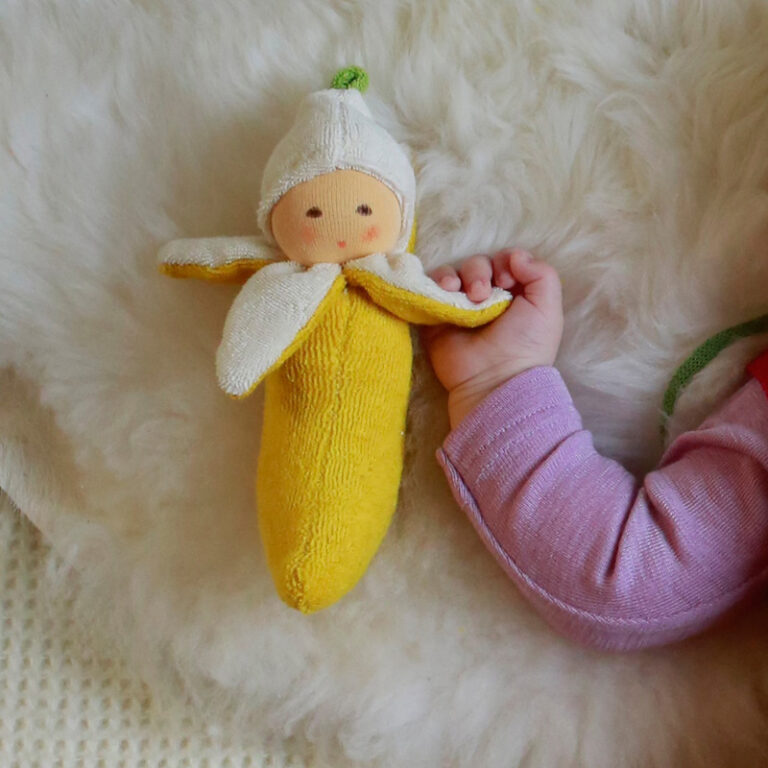 Nänchen Natur grijpspeeltje – Banaan (met rammelaar)